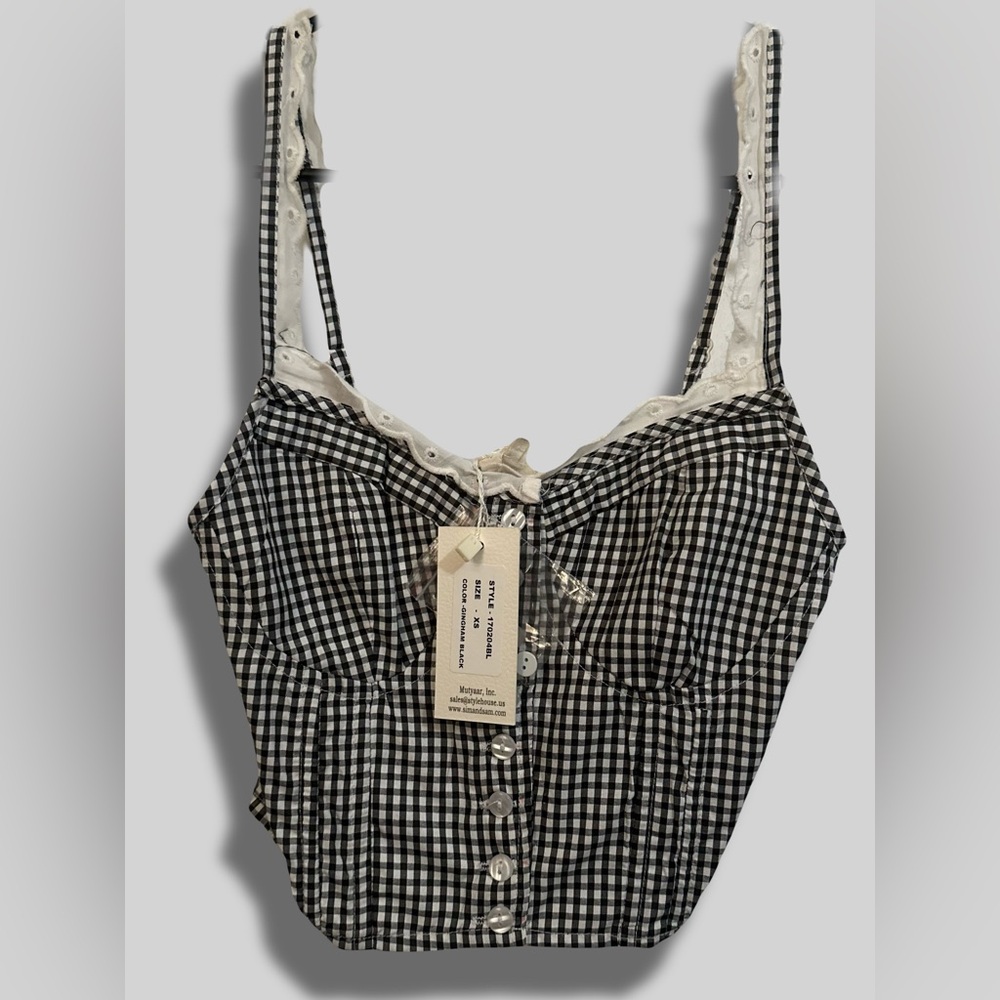 Stylish Black and White Checkered Crop Top